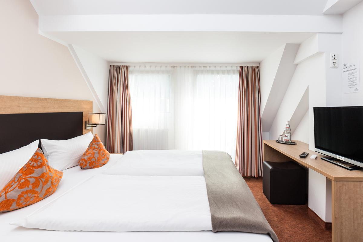 Hotel Sarah ハインスベルク エクステリア 写真